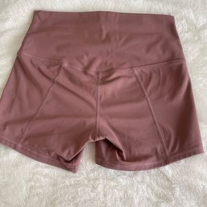 Amazon 2.5 inch inseam shorts